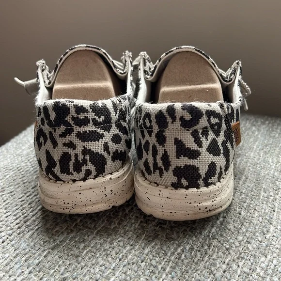 Hey Dude Womens Wendy Slip On Loafer Shoes Grey Cheetah - Picture 6 of 10